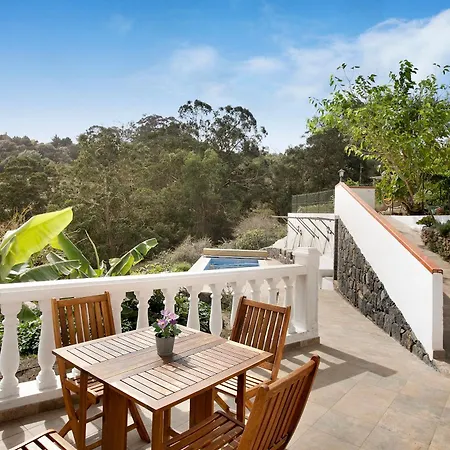 La Bodega De Julian 特格斯特